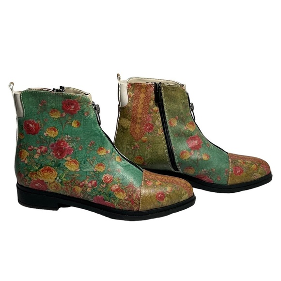 Goby‎ Let Your Soul Free Booties - Picture 6 of 9